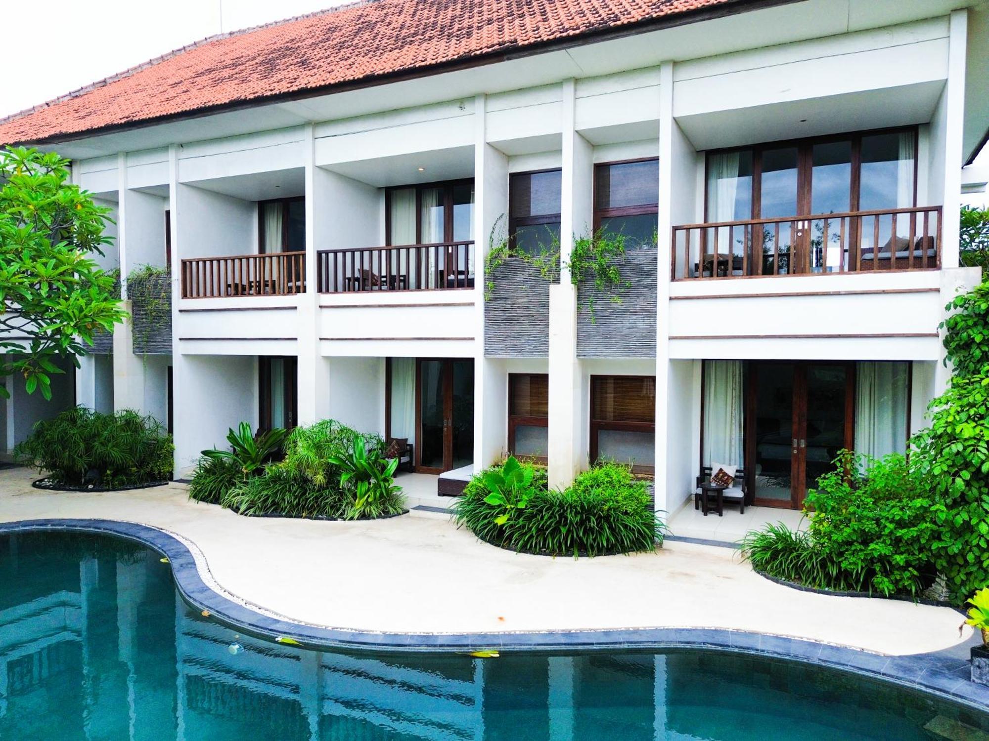 Villa Diana Bali 16 Bedrooms Seminyak Exterior foto